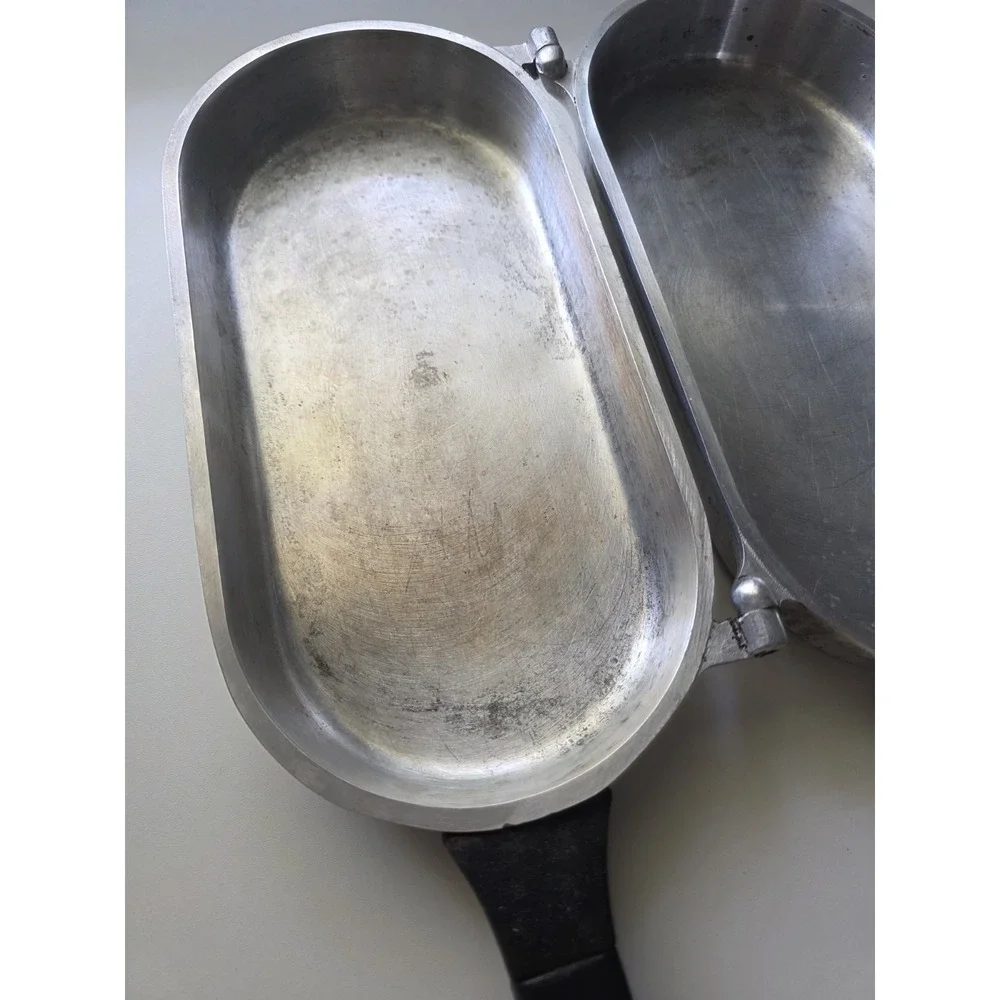 Vintage Miracle Maid Cookware G2 Hinged Folding Omelet Fish Pan Cast Aluminum